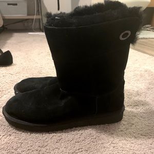 Black Boots by Ugg’s